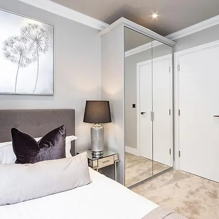Bootham House Luxury Apartment 4 *